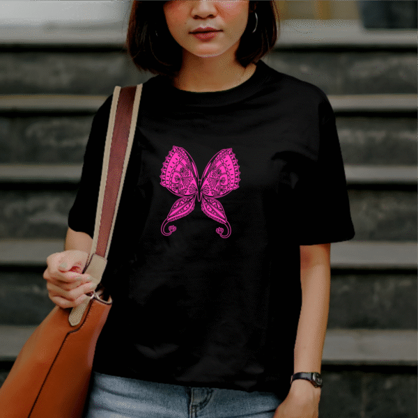 T-shirt mandala papillon en coton unisexe